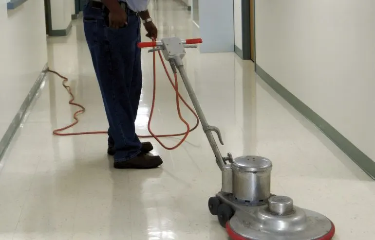 vinyl-polishing
